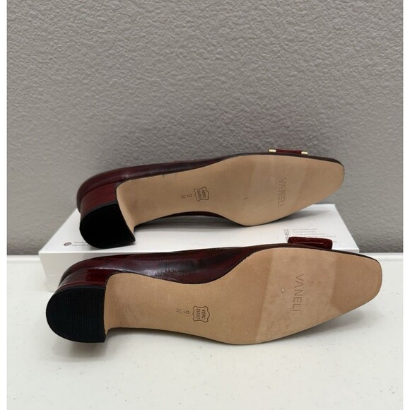 Vaneli Heels Size 9 N Red Leather Pumps Buckle Fall Winter Formal - Picture 9 of 10